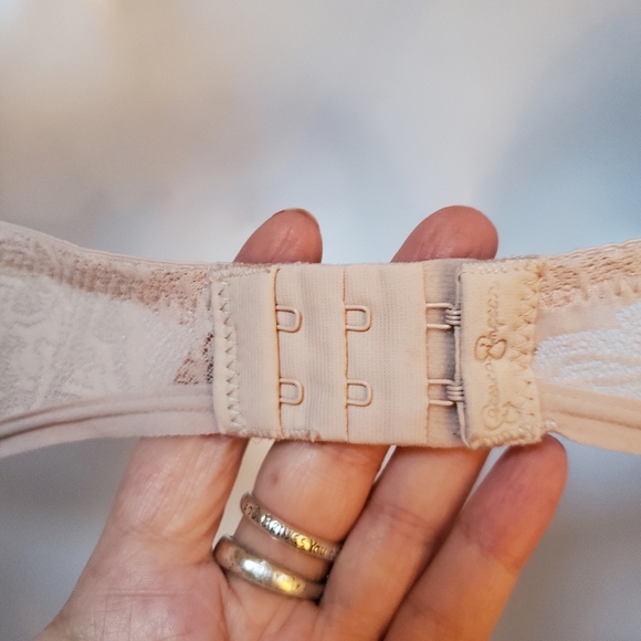 Jessica Simpson Light Padding Underwire Bra 32D - Picture 7 of 11